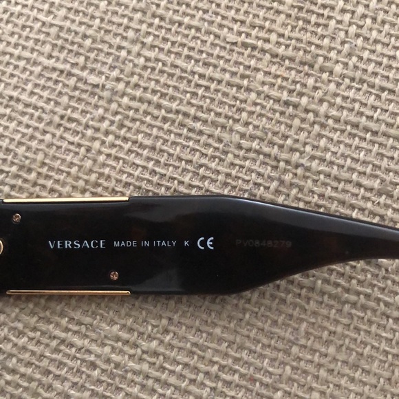 VERSACE SUNGLASSES - Picture 6 of 7